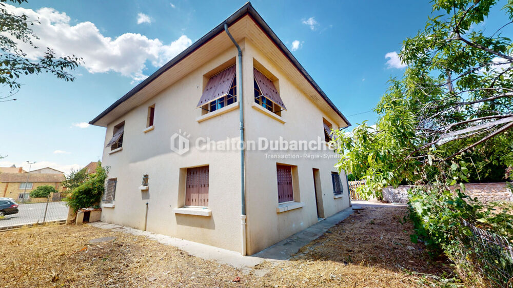 Maison 5 pièces 149 m² · à Charlieu · 149 m² · 241 500 €