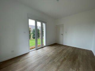  Appartement à louer 3 pièces 58 m²