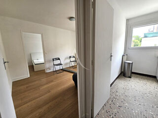  Appartement à louer 2 pièces 35 m²