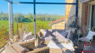  Maison à vendre 15 + pièces 900 m²