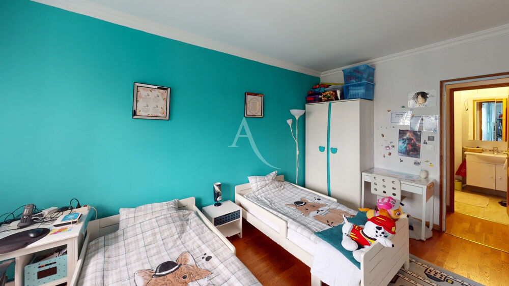Limite Bourg La Reine, appartement L'HAY-LES-ROSES 5 pièces 98.97 m²