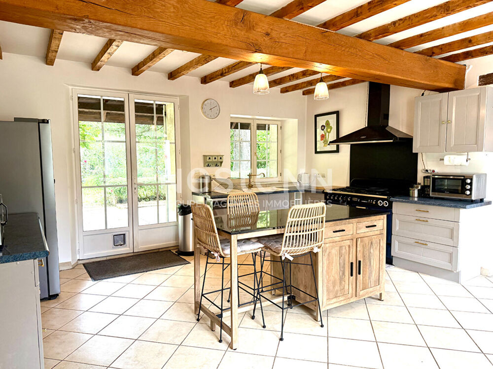 Vente Villa Grande Propriété avec Gites et étang ,359m2 4,8ha Loches