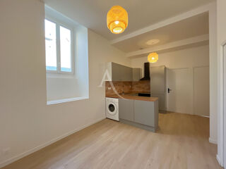  Appartement à louer 4 pièces 52 m²
