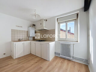  Appartement à louer 2 pièces 54 m²