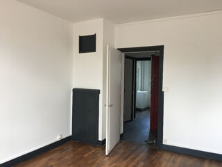  Appartement à louer 2 pièces 50 m²