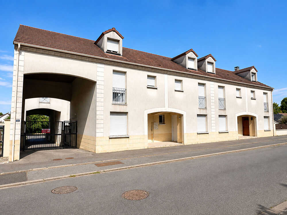 Claye-Souilly - Appartement 2 pièces avec jardin privatif et 3 stationnements