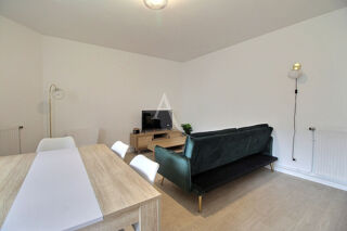  Appartement à louer 3 pièces 68 m²
