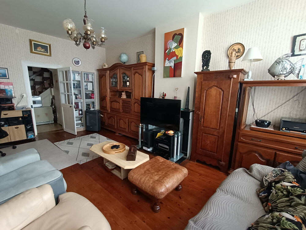 Vente Maison Maison Tonnay Charente 8 pièce(s) 157.92 m2 Tonnay charente