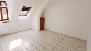  Appartement à louer 3 pièces 60 m²
