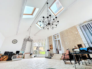  Maison � vendre 9 pi�ces 220 m�