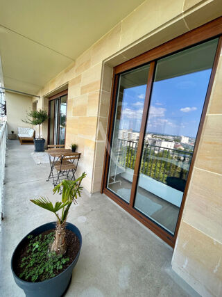  Appartement  vendre 2 pices 57 m