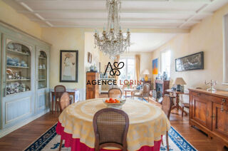  Maison à vendre 10 pièces 327 m²