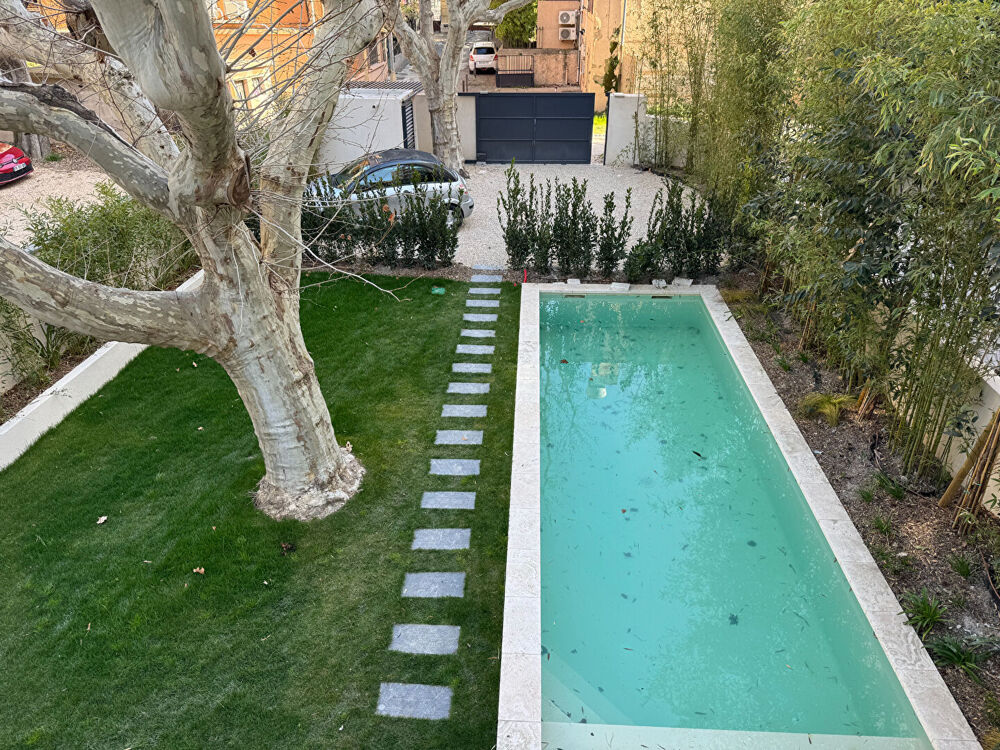 Location Maison AIX CENTRE MAISON NEUVE  PISCINE 240M² 5 CHAMBRES Aix en provence