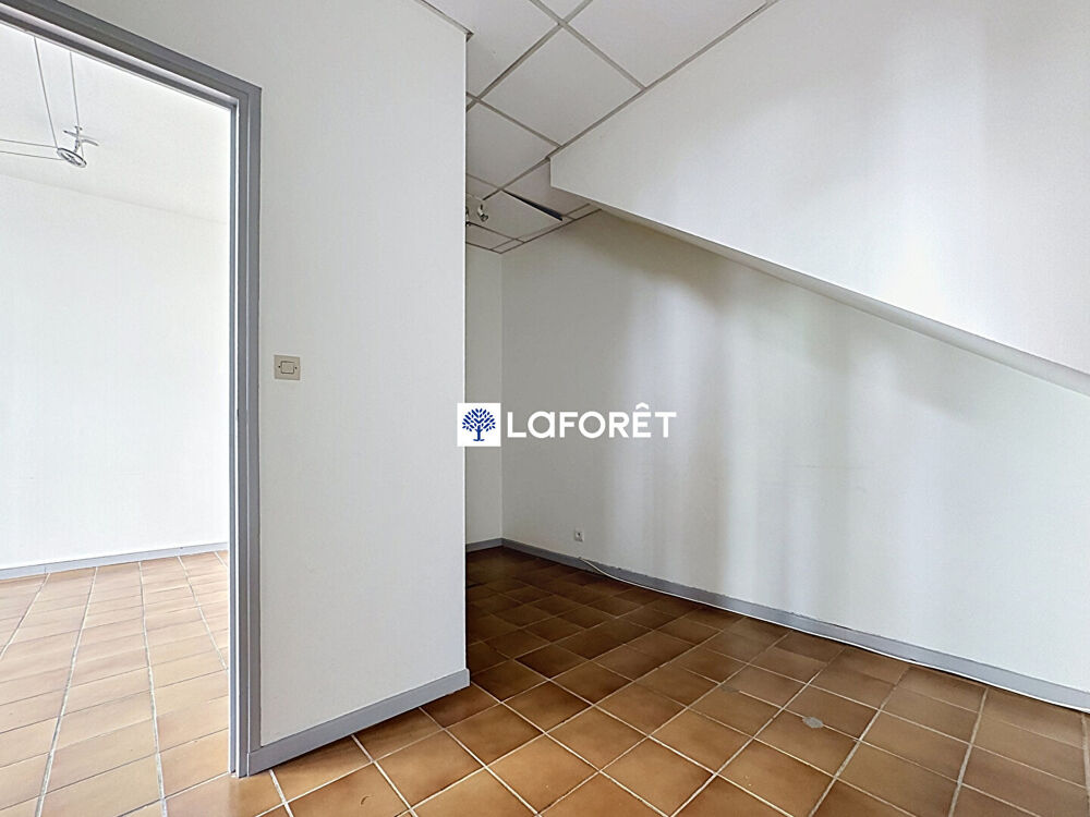 Vente Maison Maison Mur De Barrez 5 pièce(s) 119.43 m2 Mur de barrez