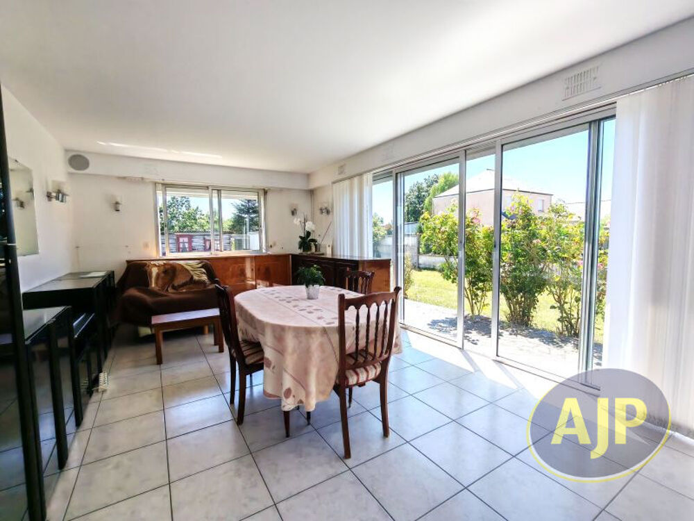 Centre bourg - 2735 m² de terrain constructible