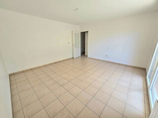  Appartement à louer 3 pièces 69 m²