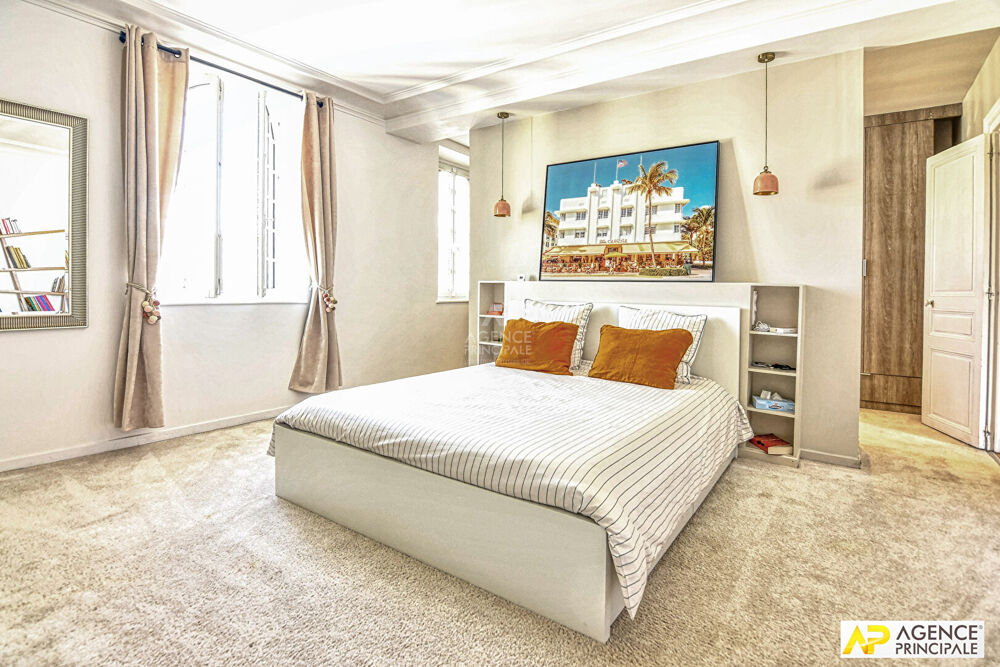 Vente Appartement Versailles Notre-Dame Les Prés- Appartement 6 pièces 158 m²  au sol (150 m² Carrez) 2eme et dernier étage - - Versailles