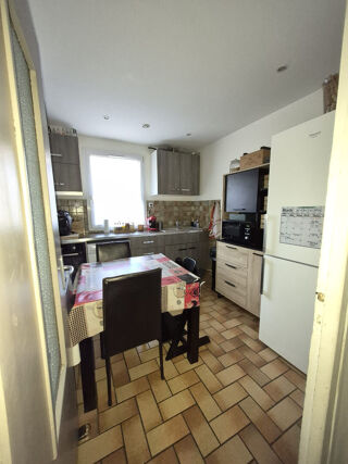  Appartement à louer 4 pièces 76 m²