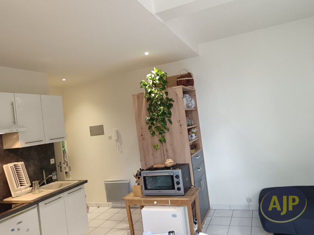 Location Appartement T1 meublé 24m² Secteur du Théatre Saintes