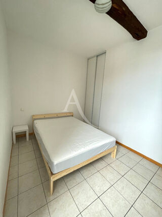  Appartement à louer 2 pièces 34 m²