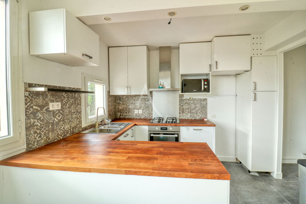 Vente Appartement Appartement Fresnes 5 pièce(s) 2 chambres + bureau - RÉNOVATION ÉNERGÉTIQUE VOTÉE Fresnes