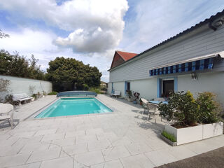  Maison  vendre 9 pices 292 m