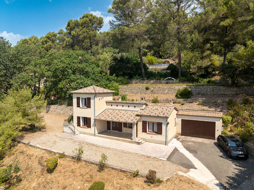 À VENDRE EN EXCLUSIVITÉ - LORGUES - MAISON À FORT POTENTIEL DE 83M² AVEC UNE VUE DOMINANTE ET TRÈS GRAND GARAGE 65m²