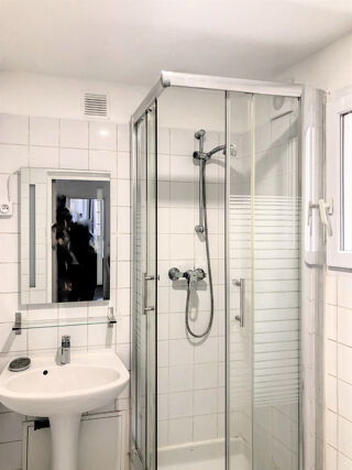  Appartement à louer 2 pièces 45 m²