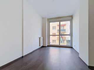  Appartement à louer 3 pièces 68 m²