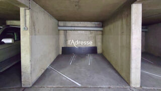  Parking / Garage � vendre  Paris