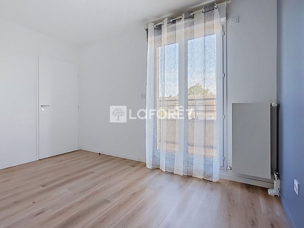 Location Appartement 4 PIECES A LOUER 82m2 avec terrasses Noiseau