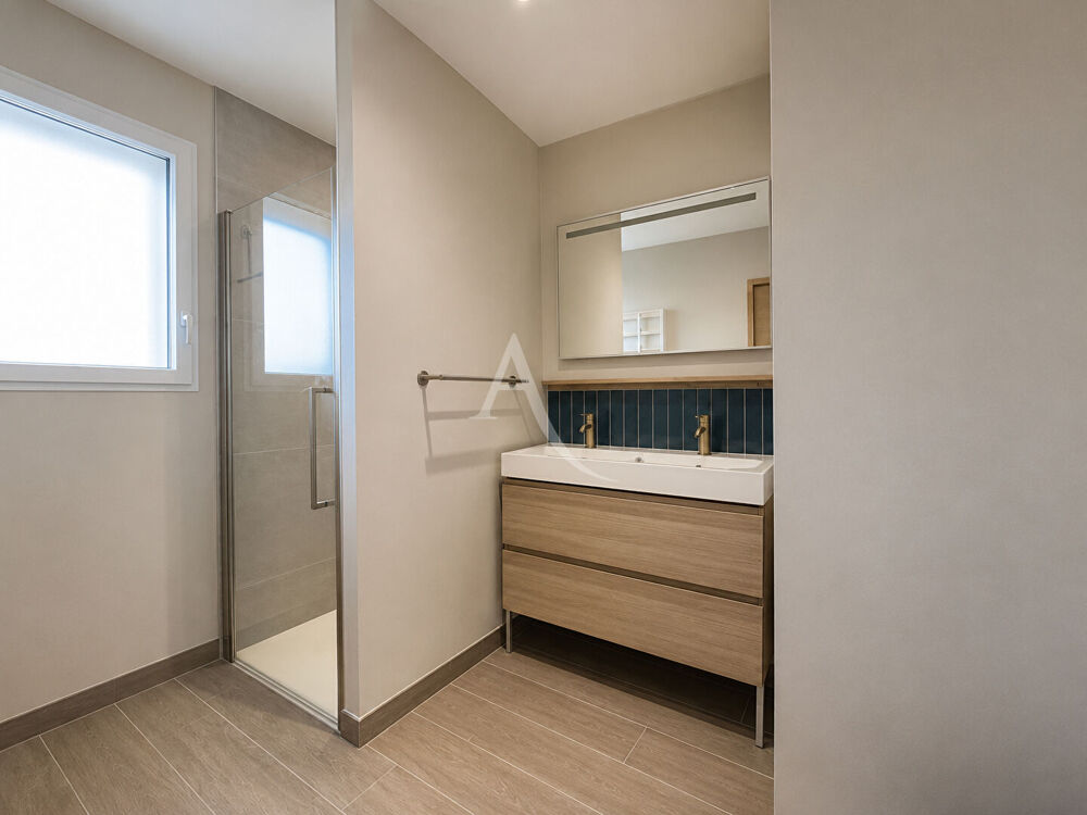 Maison Coex 4 pièce(s) 103 m2