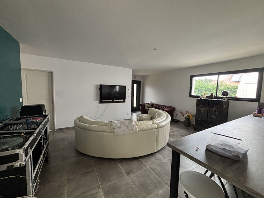 Vente Maison Magnifique villa avec piscine et double garage Montpon menesterol