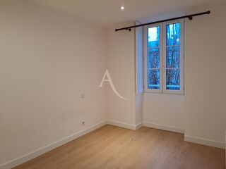  Appartement à louer 2 pièces 28 m²