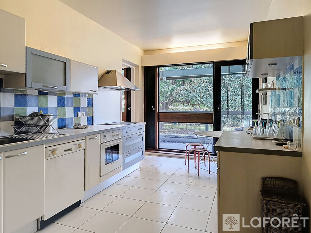 Vente Appartement Orange - Spacieux appartement 166 m² avec multiples terrasses Orange