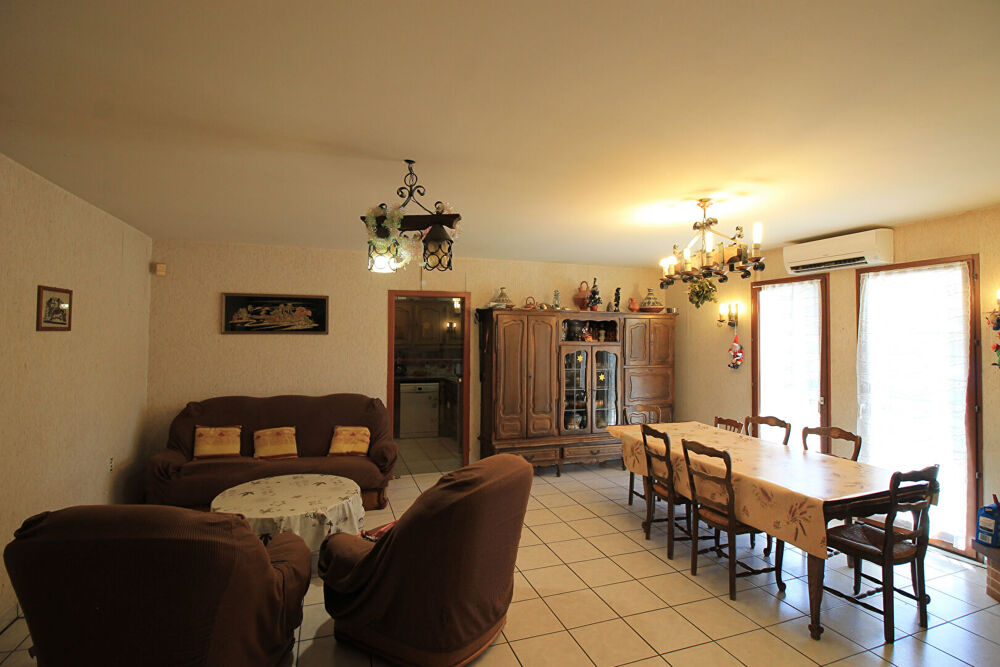 Maison 12 pièces - Porte de Savoie - calme et verdure