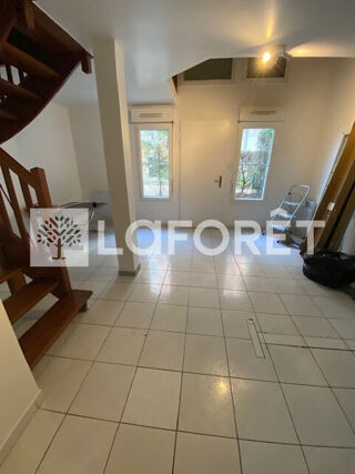  Appartement à louer 2 pièces 39 m²