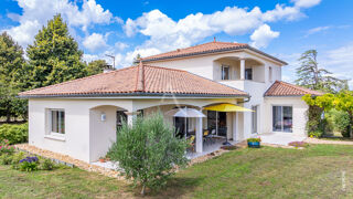  Maison  vendre 6 pices 207 m