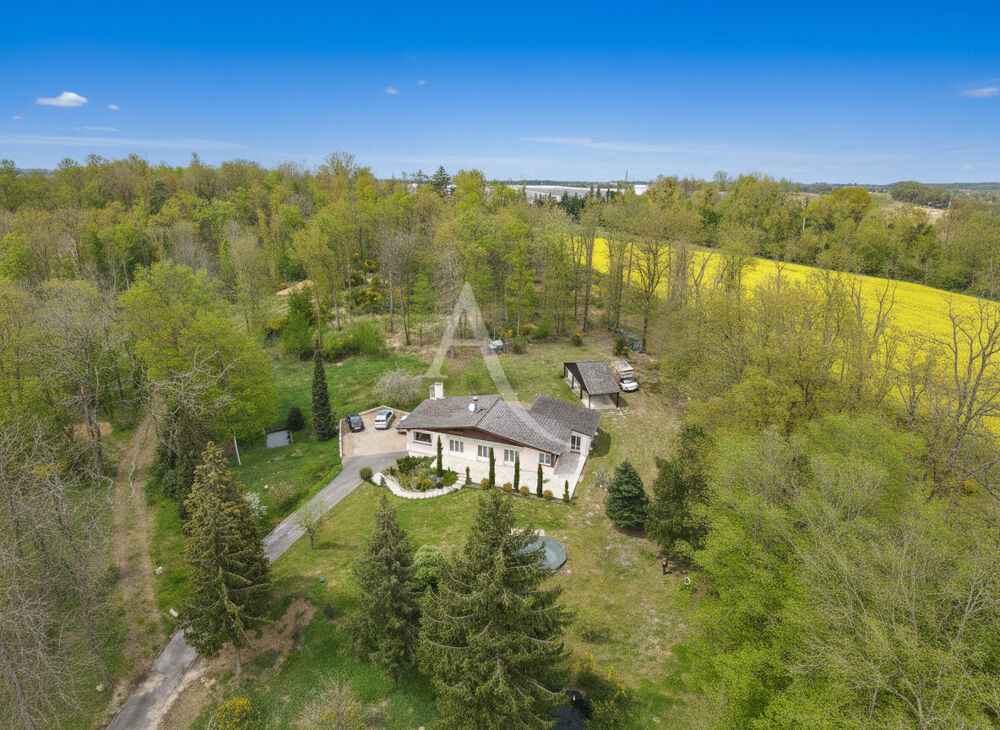 Maison d'architecte sur domaine "forestier" à Dourdan / 6 pièces / 140 m2 habitable (210 m² utile)