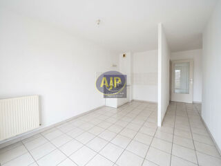  Appartement à louer 2 pièces 50 m²
