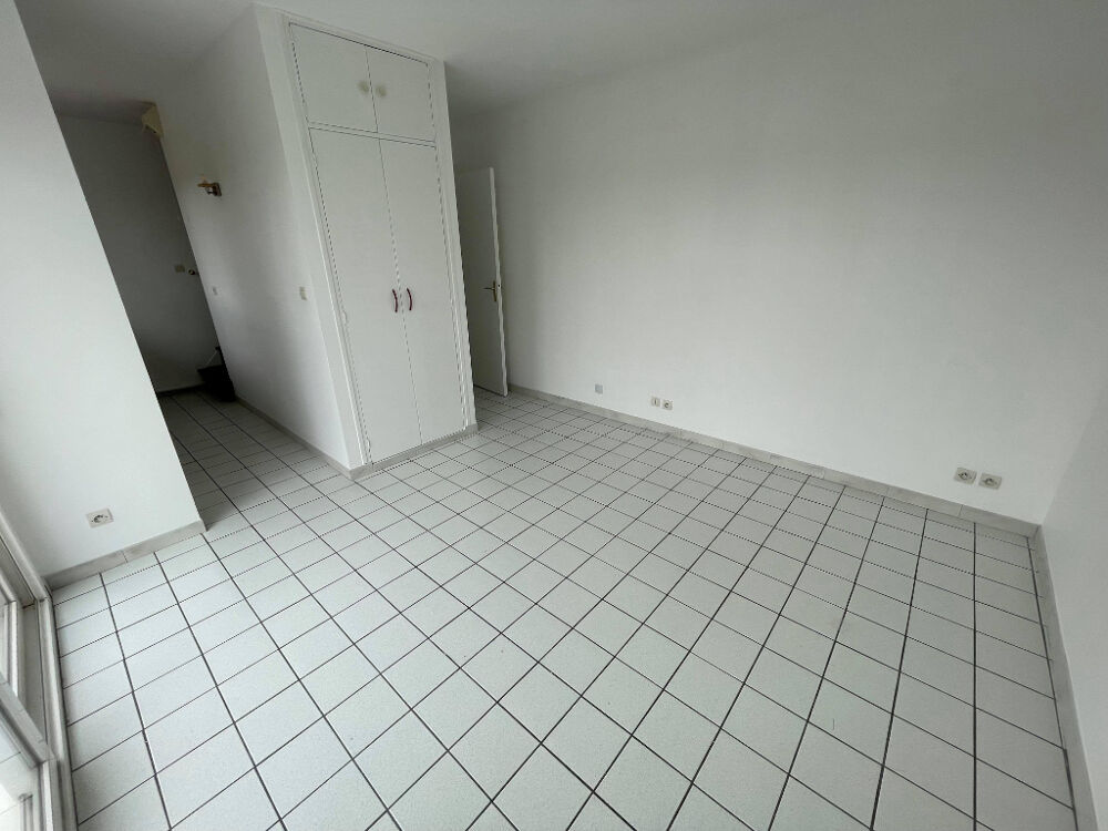 Appartement Sainte Genevieve Des Bois 2 pièce(s) 27 m2