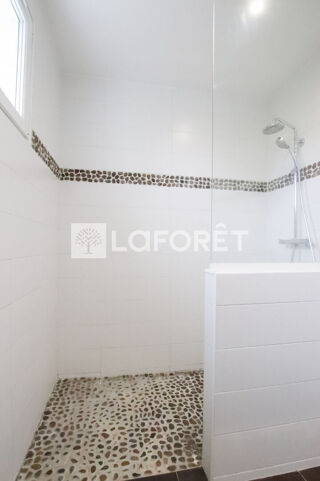  Maison  louer 7 pices 141 m