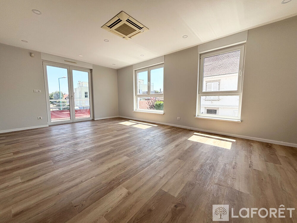 Location Appartement Appartement Erstein 6 pièce(s) 111.25 m2 Erstein