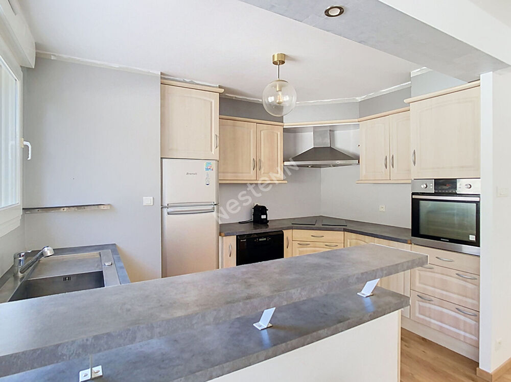 Location Appartement Appartement meublé 2 pièces - 65.95 m2 Quimper