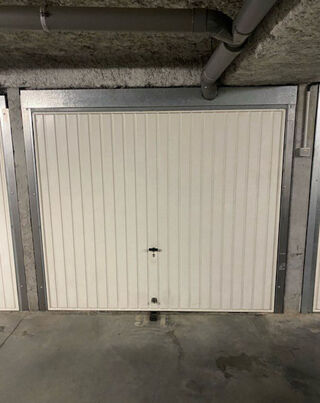  Parking / Garage � vendre 12 m�