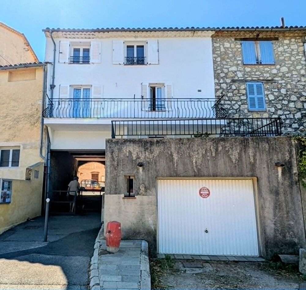 Vente Maison Immeuble / Maison de village au calme avec belle vue Saint cezaire sur siagne