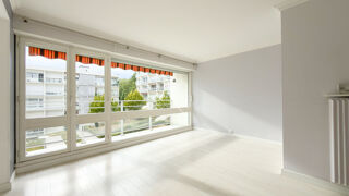  Appartement à louer 4 pièces 83 m²