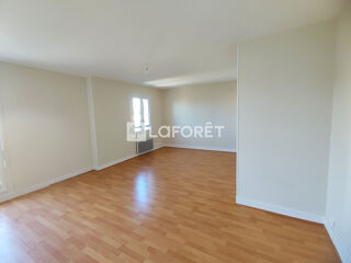  Appartement à louer 2 pièces 53 m²