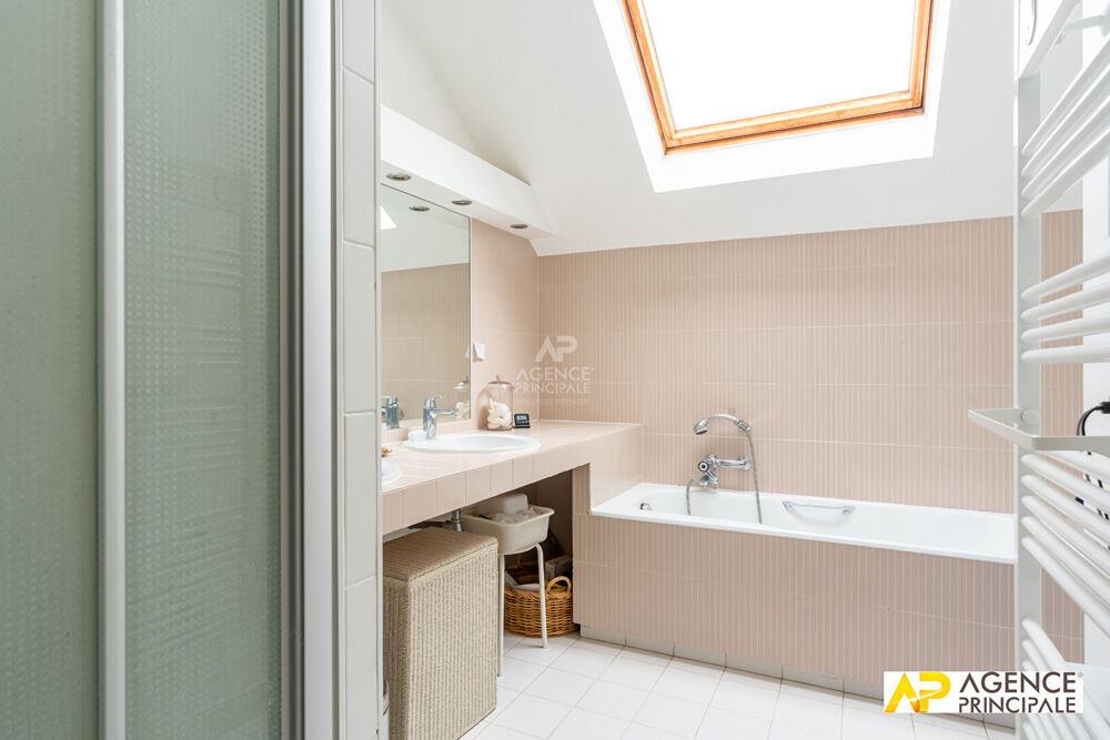 à vendre  Maison Le Mesnil-le-Roi (78600)