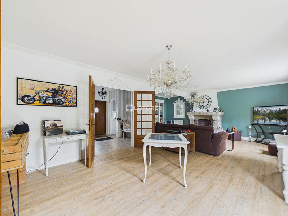 Maison Loqueffret 6 pièce(s) 152 m2